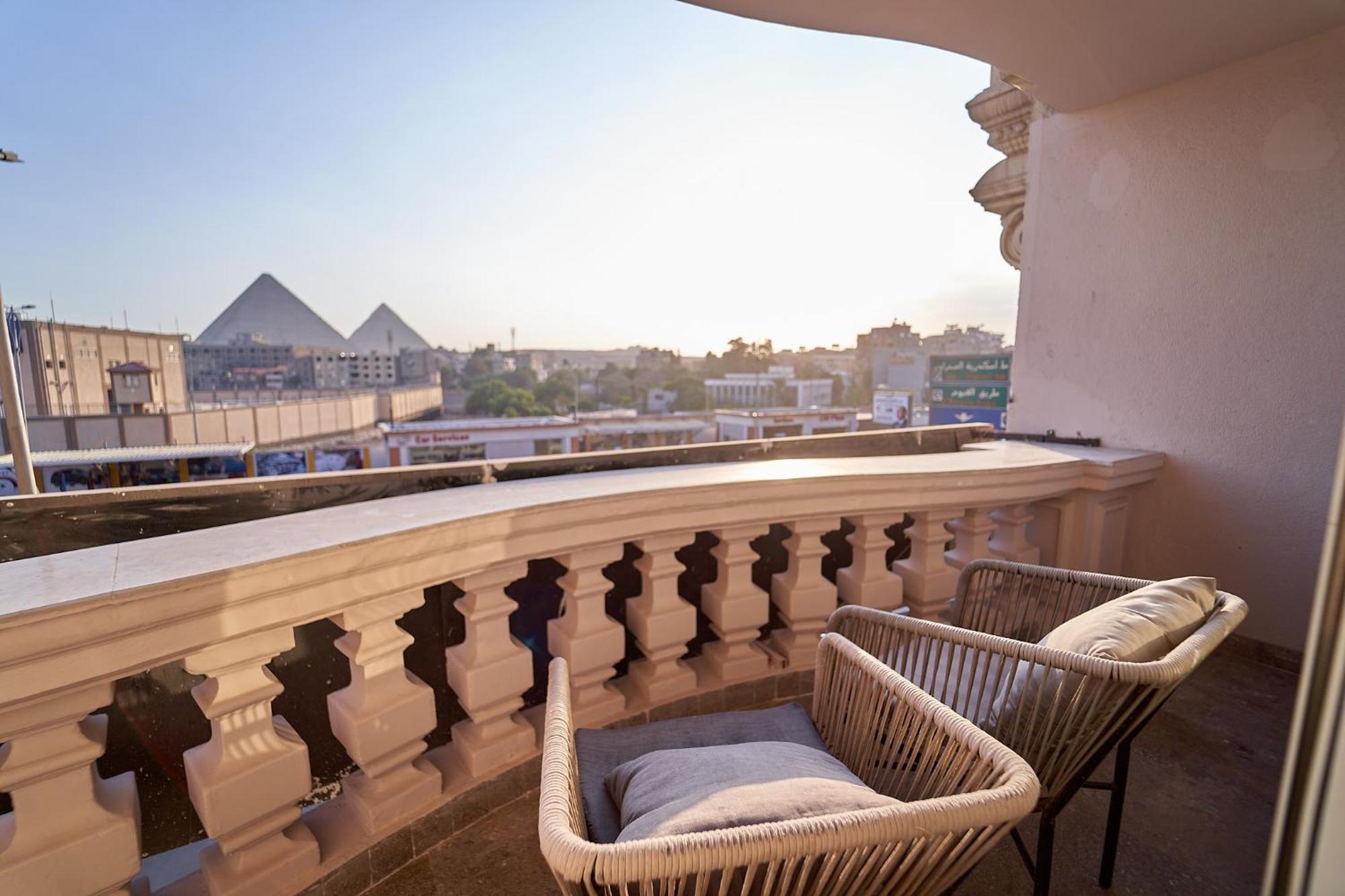 Pyramids Charm Hotel Al Kawm al Akhdar 외부 사진
